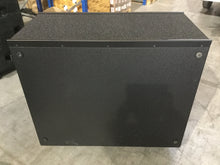 Laden Sie das Bild in den Galerie-Viewer, B 3 - Hochleistungssubwoofer Doppel-18" DEMOWARE NEUWERTIG